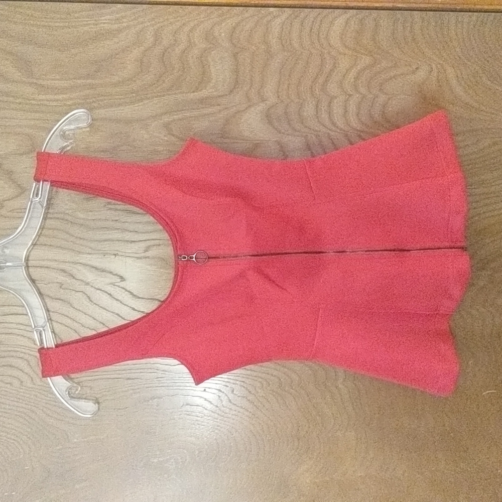 Red Guess peplum tank top